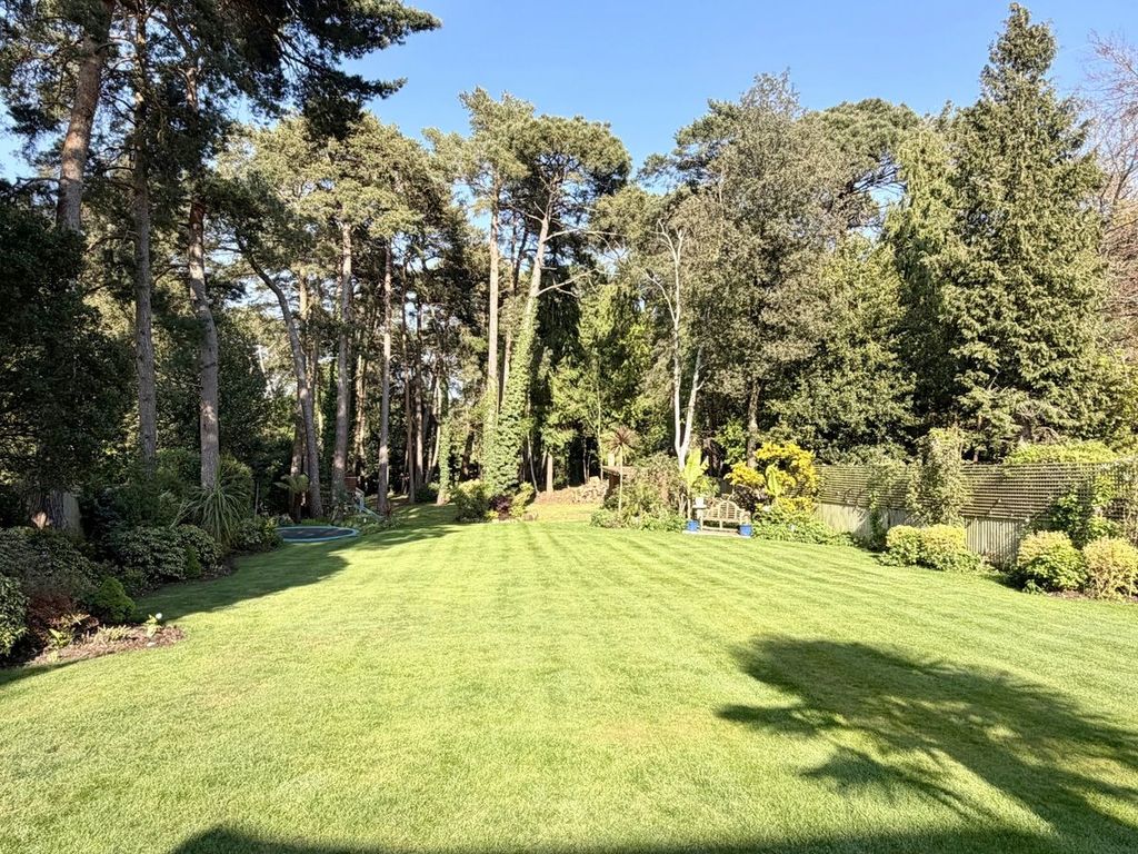 Property photo 3 of 40