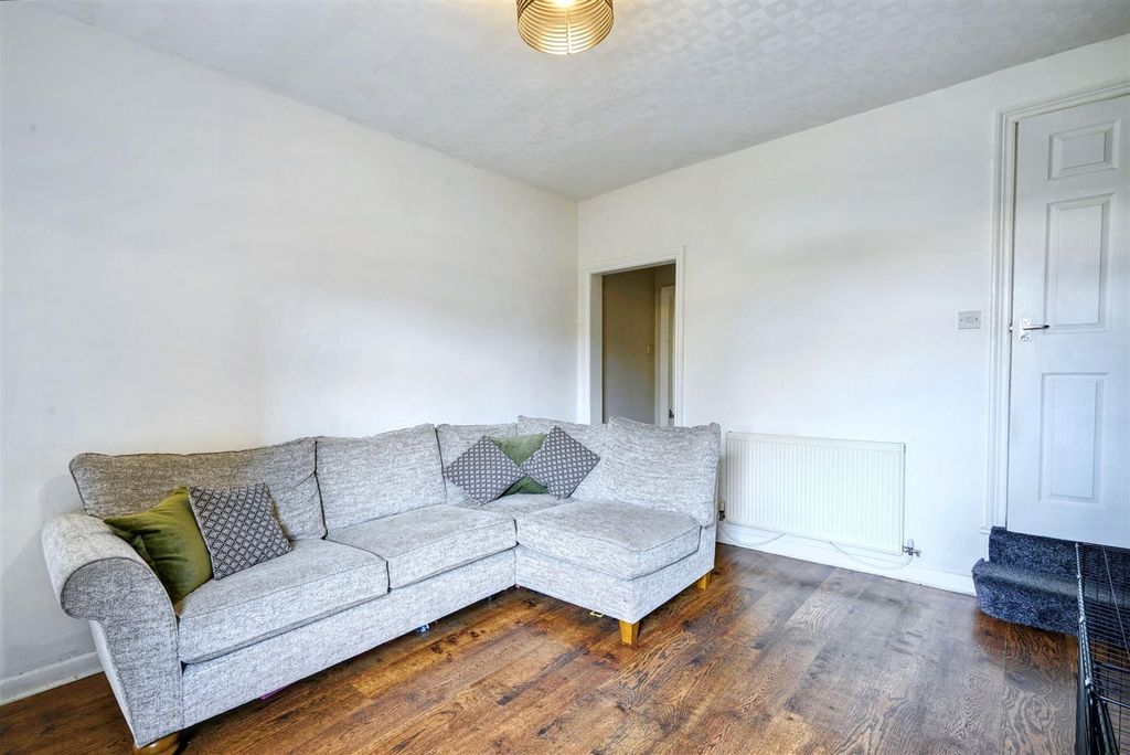 Property photo 3 of 16 Living Room