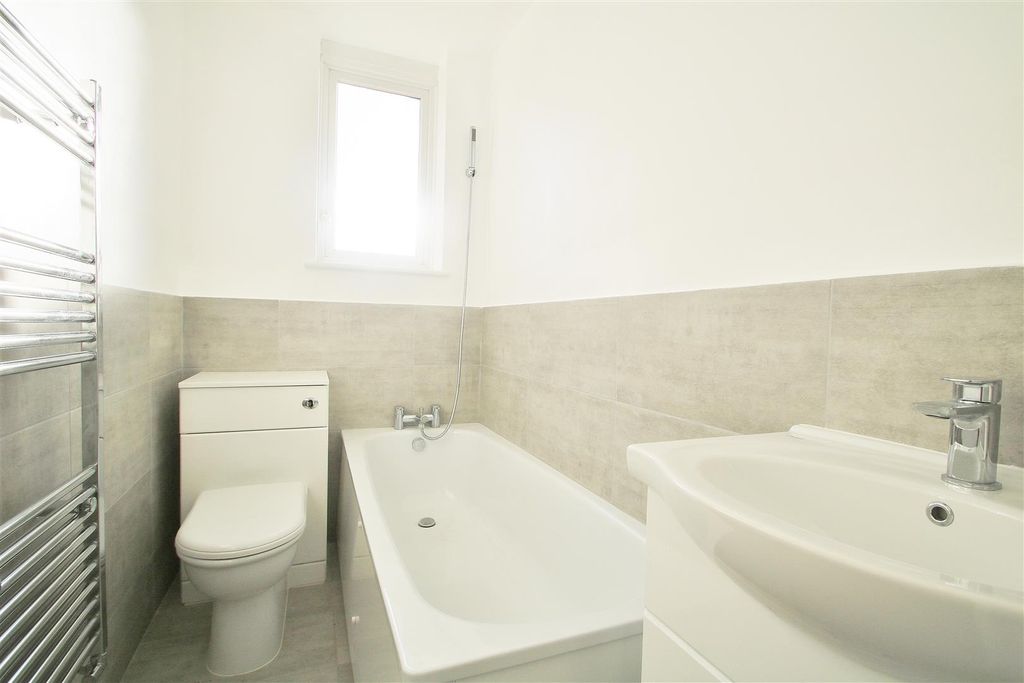 Property photo 2 of 11 Img_4405.Jpg