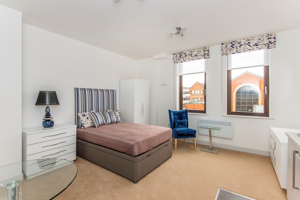 Property photo 1 of 7 Main (Main)