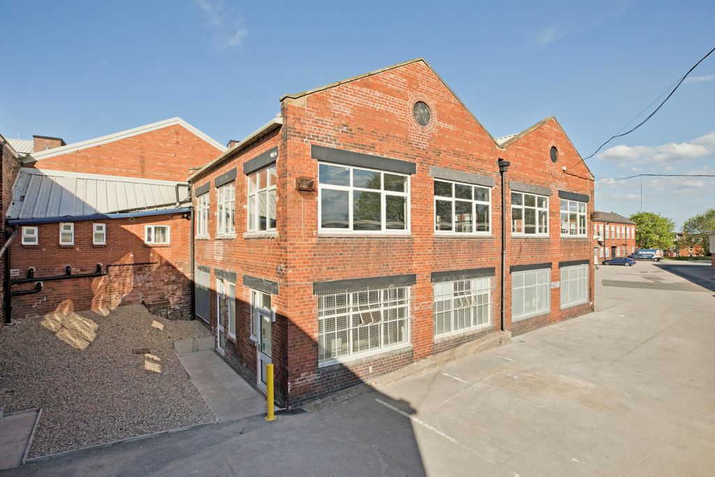 Property photo 3 of 8 Img_5661.Jpg