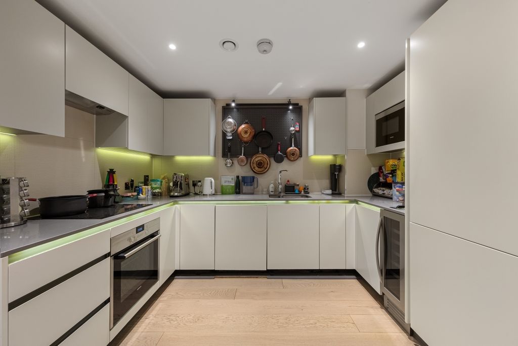 Property photo 3 of 8 094A2005