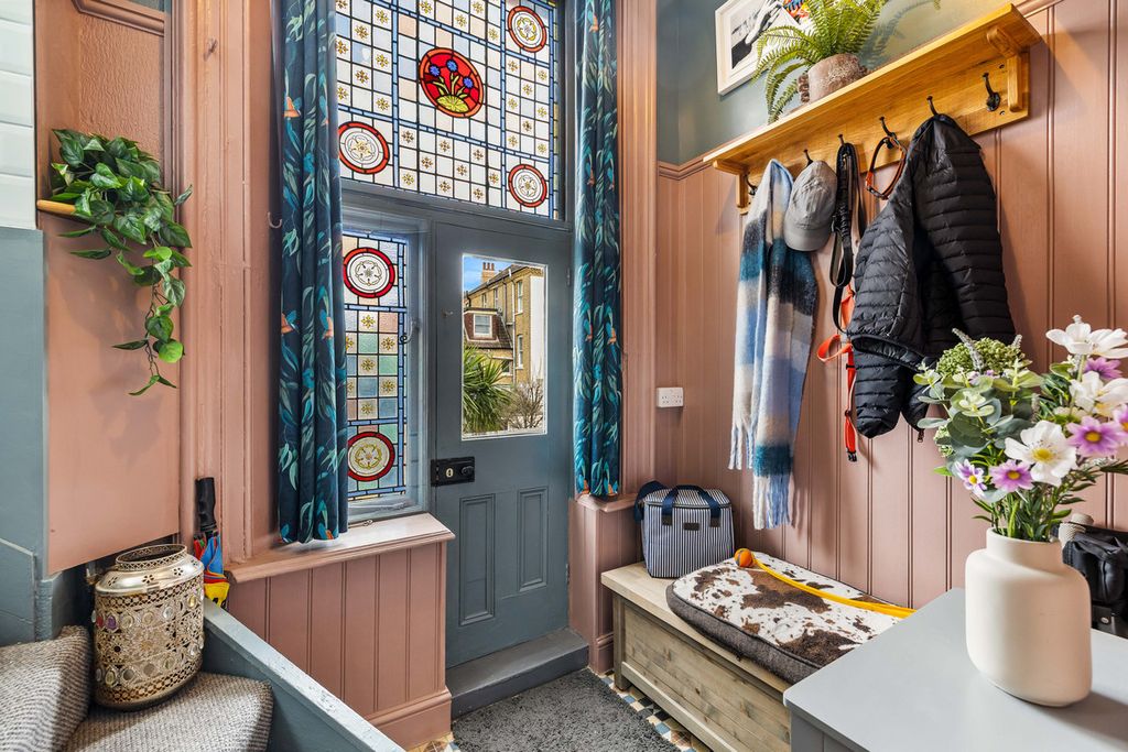 Additional image 4 of 3 bed flat for saleKingsway, Hove BN3