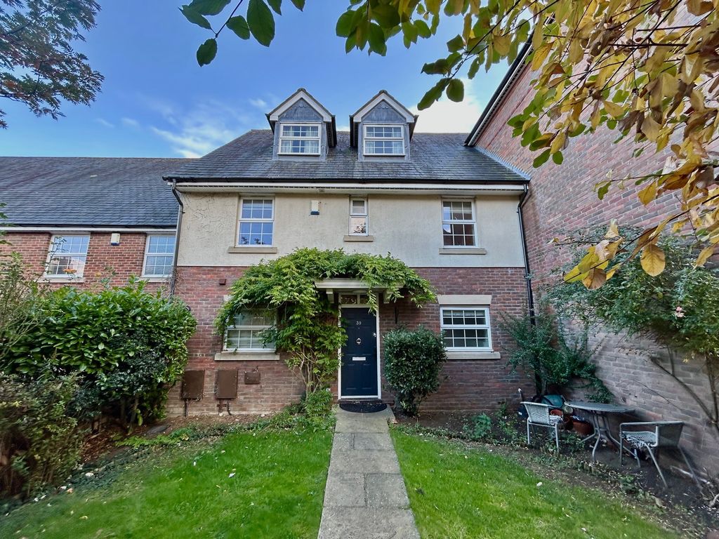 Property photo 2 of 5