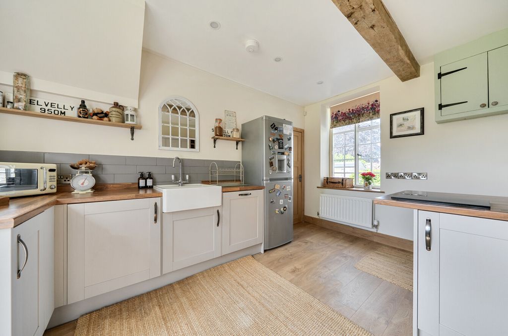 Property photo 3 of 34 1464396-18-6A14B5...
