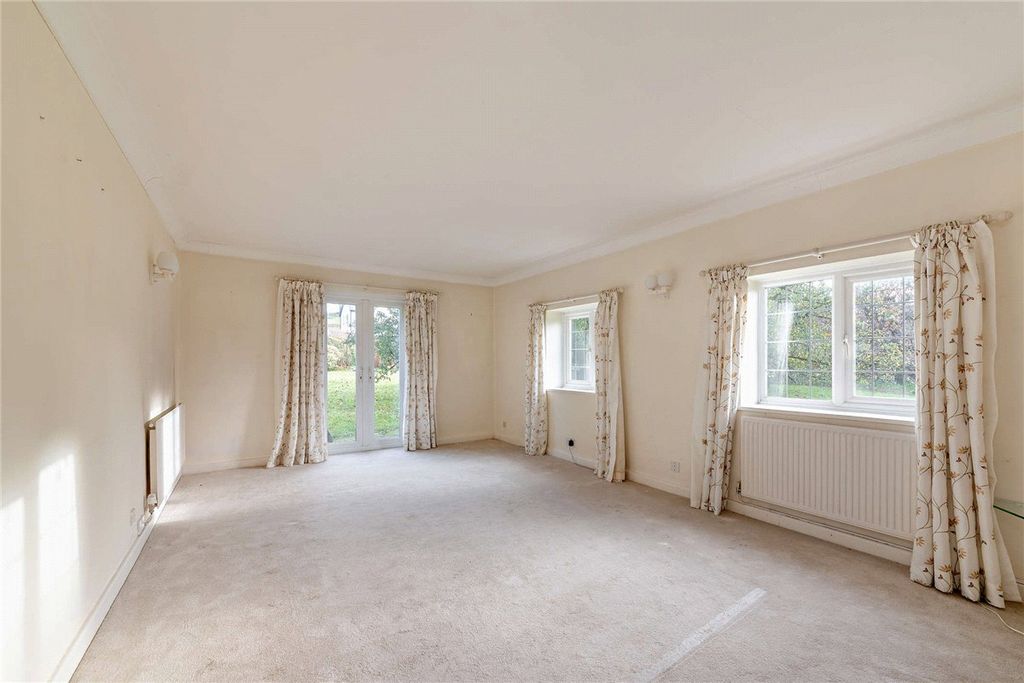 Property photo 3 of 26 Picture No. 17