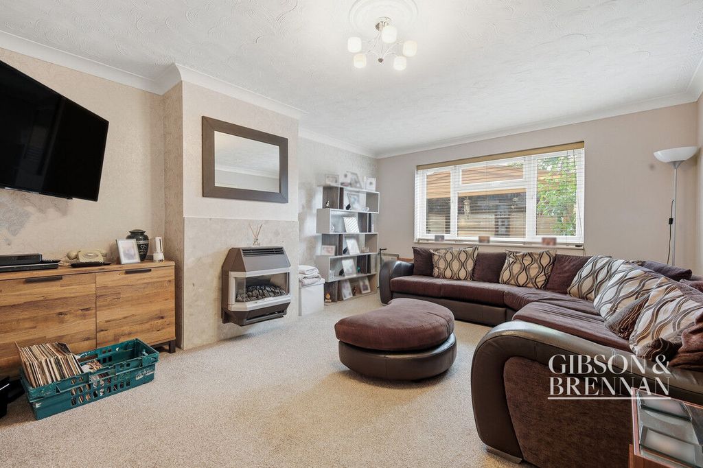 Property photo 3 of 29