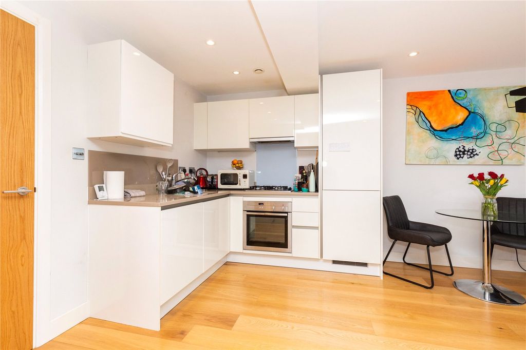 Property photo 3 of 14 Open Plan Kitchen