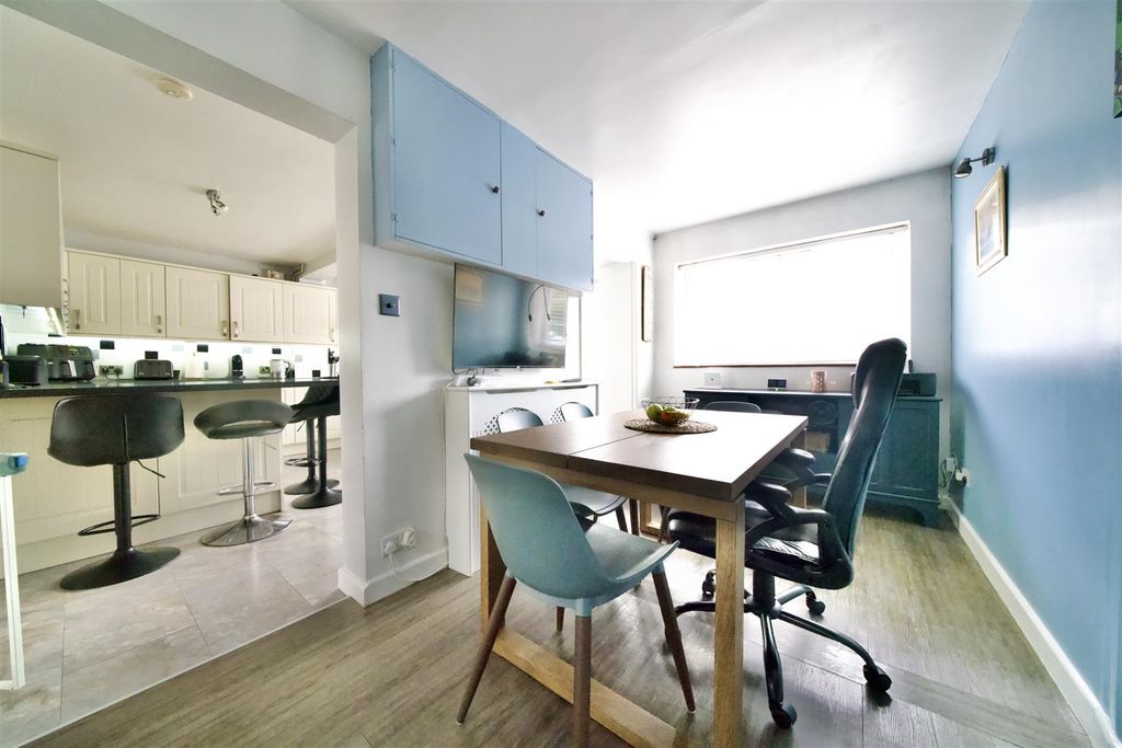 Property photo 2 of 17 Dsc06747.Jpeg