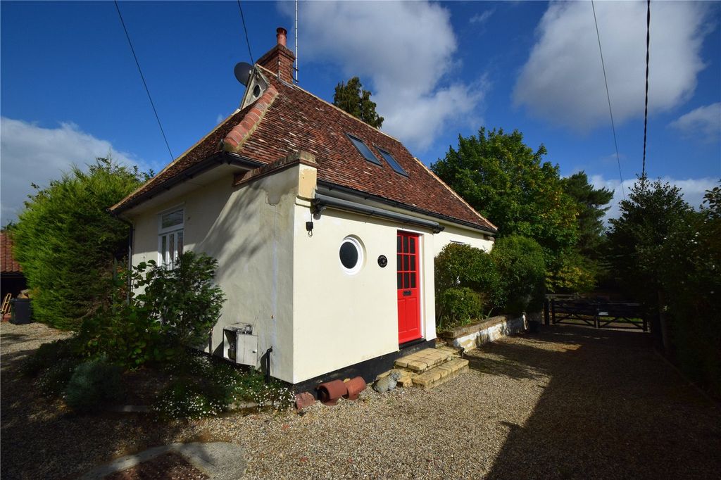 Property photo 1 of 10 Exterior