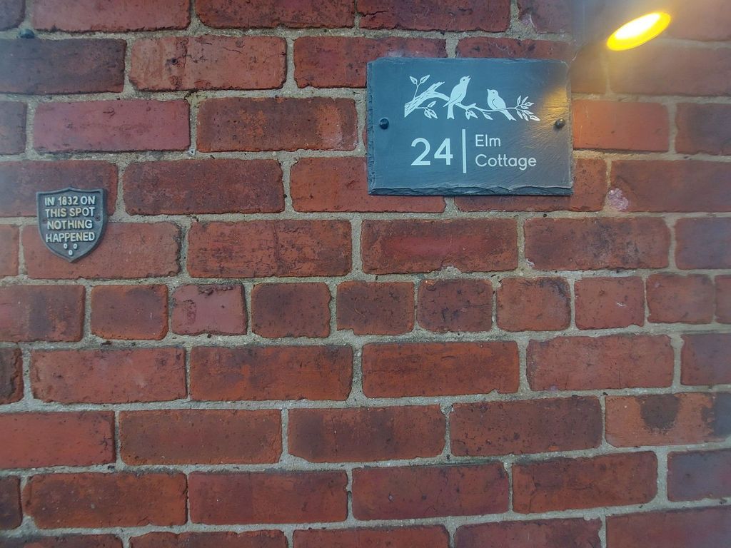 Property photo 2 of 12