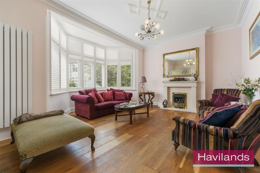 Property photo 2 of 23 Elm Park Road-1.Jpg