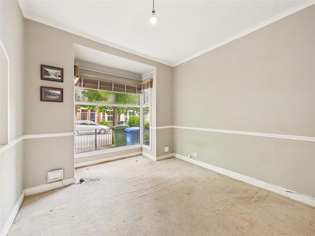 Property photo 3 of 14 Cam05193G0-Pr0157-Still003.Jpg