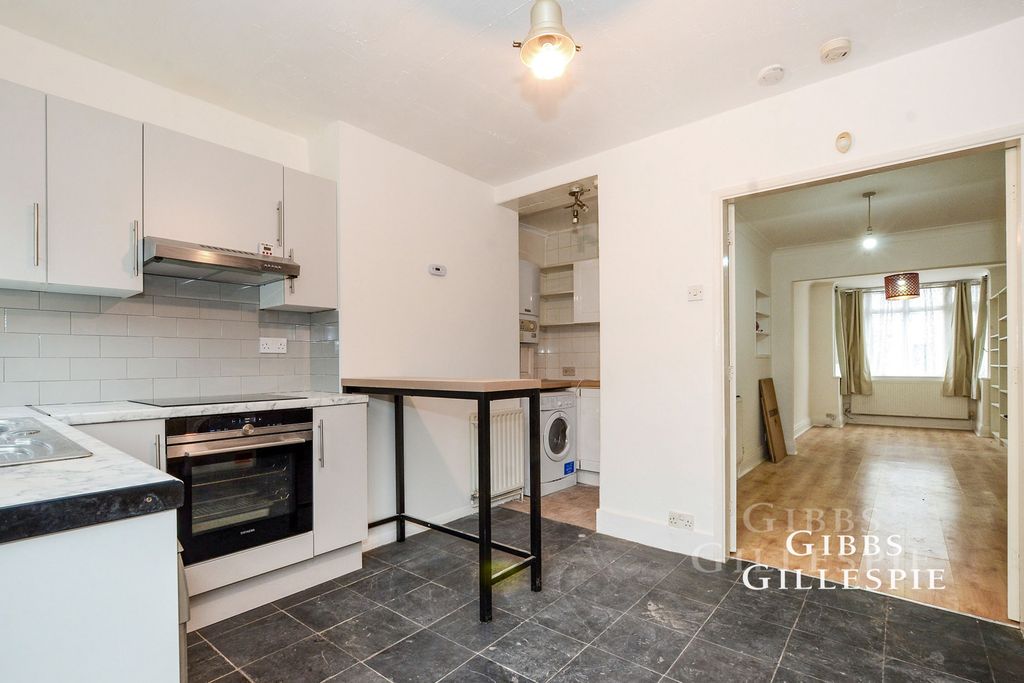 Property photo 2 of 13 Pbox-Img.Jpg