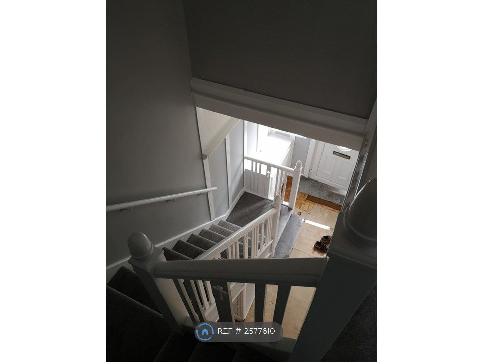 Property photo 3 of 31
