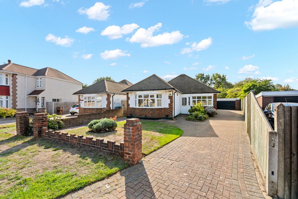Property photo 2 of 13