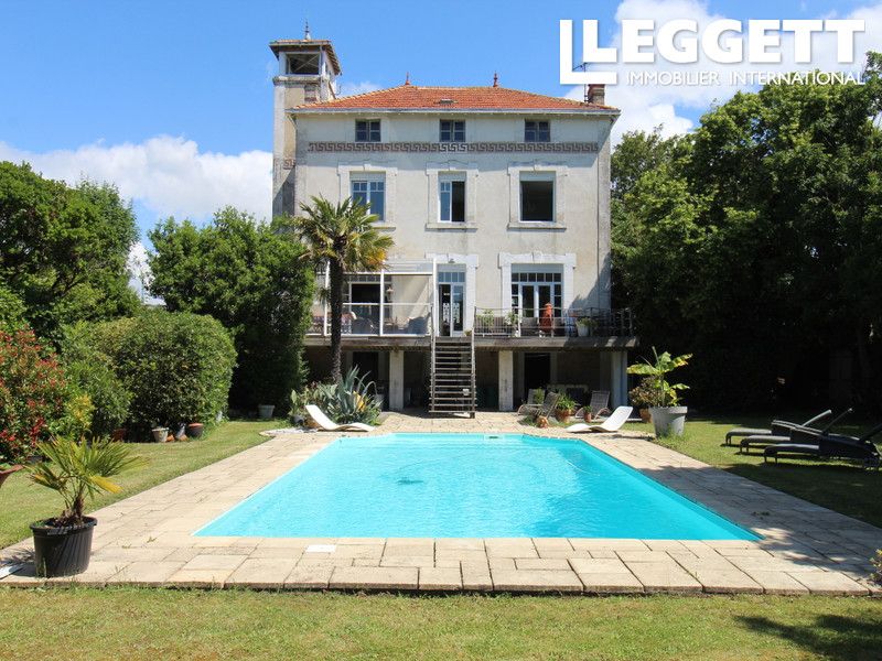 Property photo 2 of 10