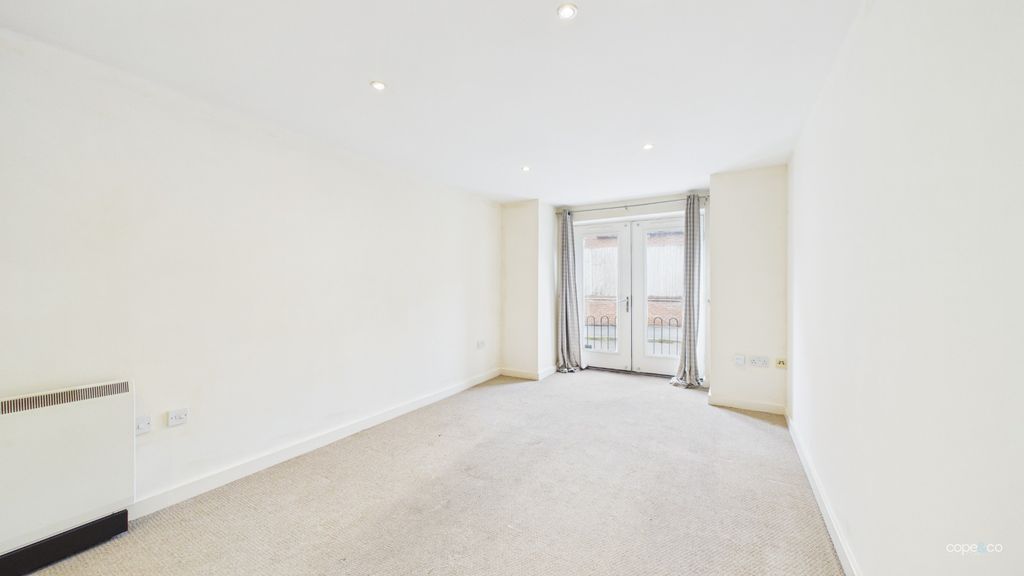 Property photo 3 of 12 5247707