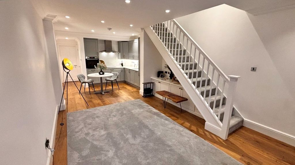 Property photo 2 of 14 Picture No. 09