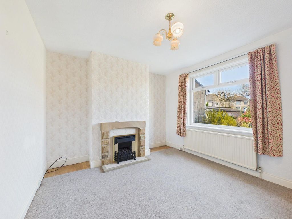 Property photo 2 of 12 Cam01268G0-Pr0446-Still004.Jpg