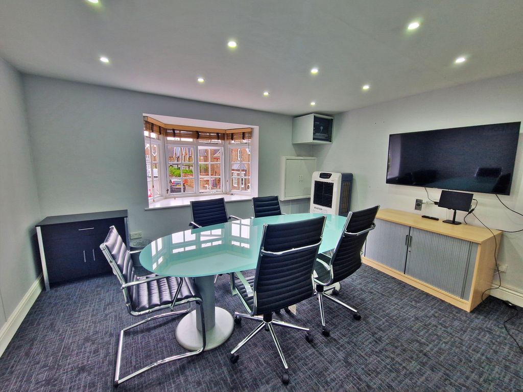 Property photo 3 of 5