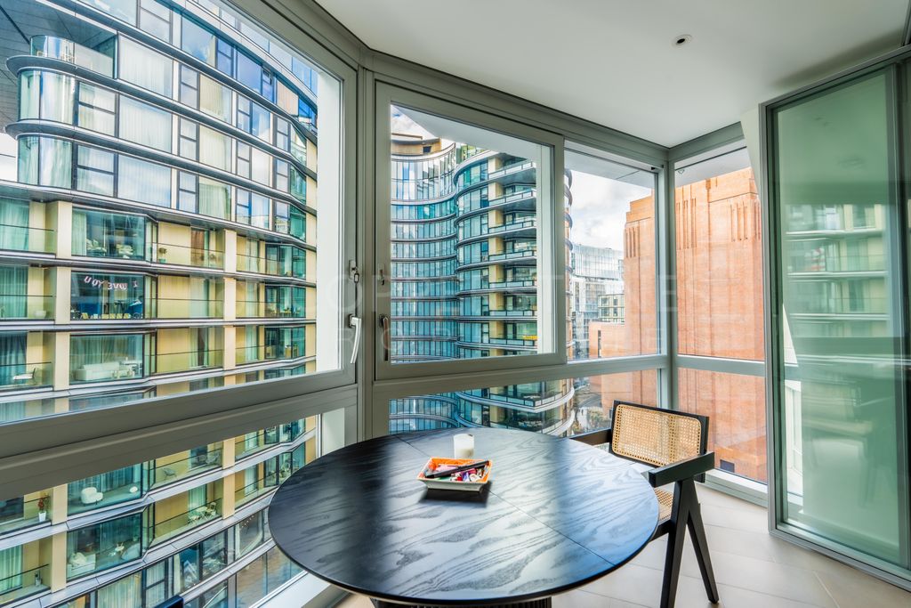 Property photo 3 of 22