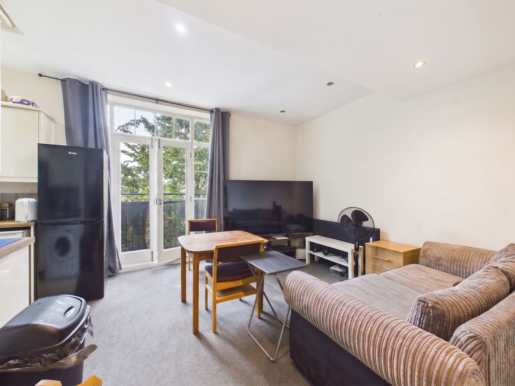 Property photo 2 of 14 Open-Plan Living Area