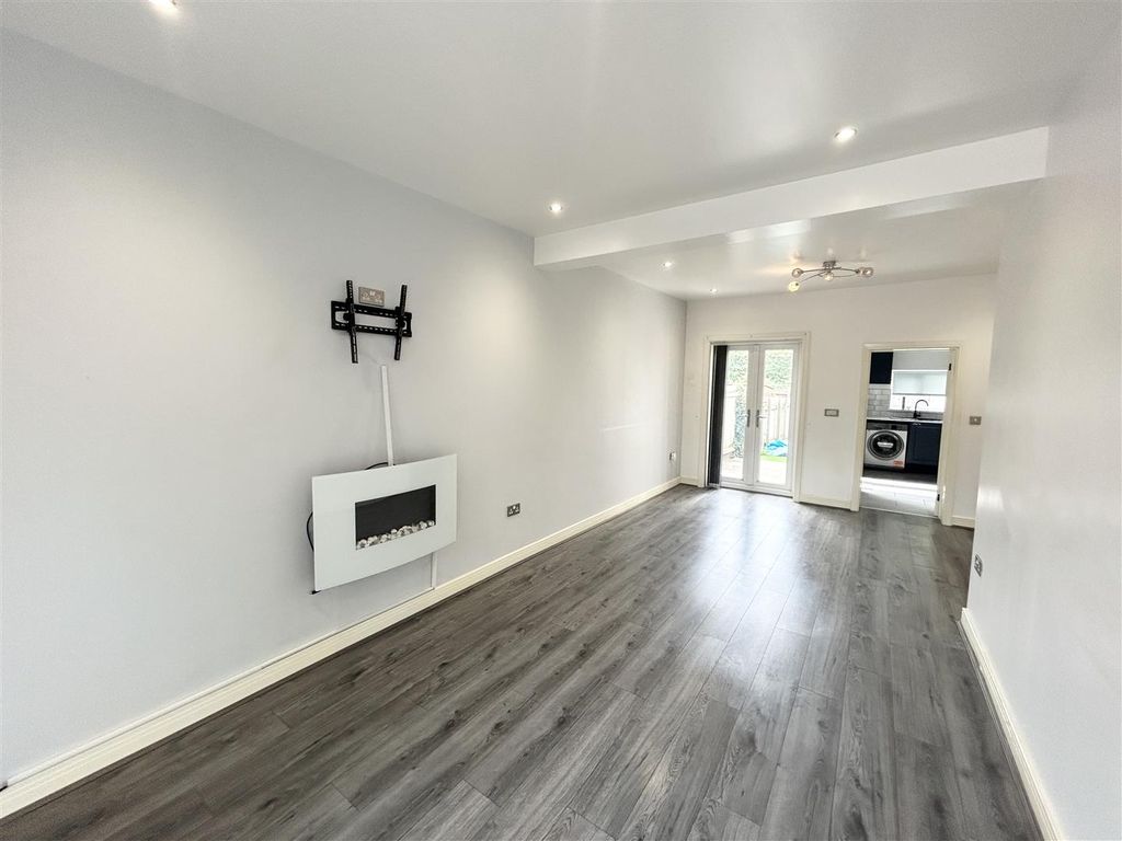 Property photo 2 of 14 Img_9503.Jpg