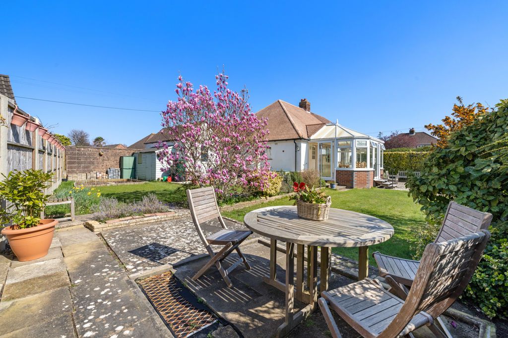 Property photo 2 of 18 Photo 6