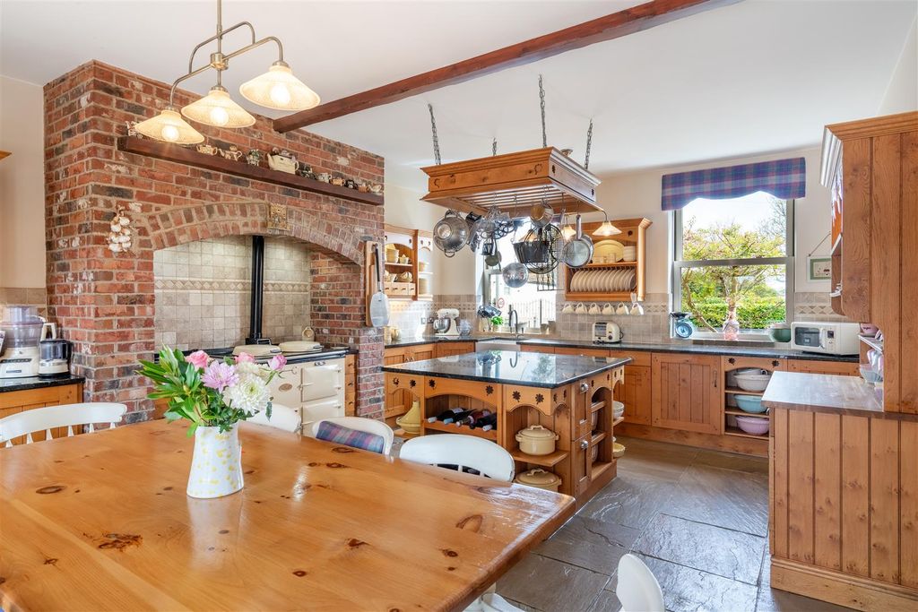 Property photo 2 of 22 _A7R2289-Hdr.Jpg