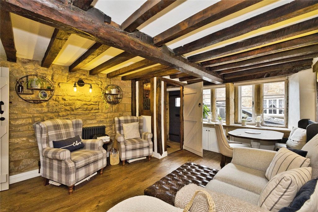 Property photo 2 of 39 Picture No. 05