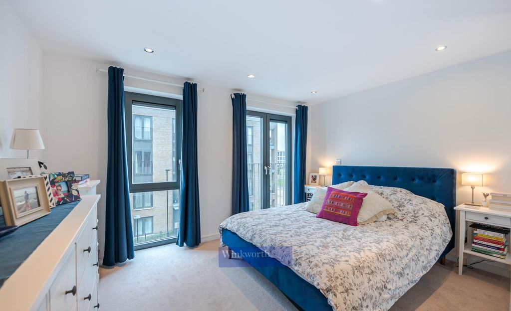 Property photo 3 of 10