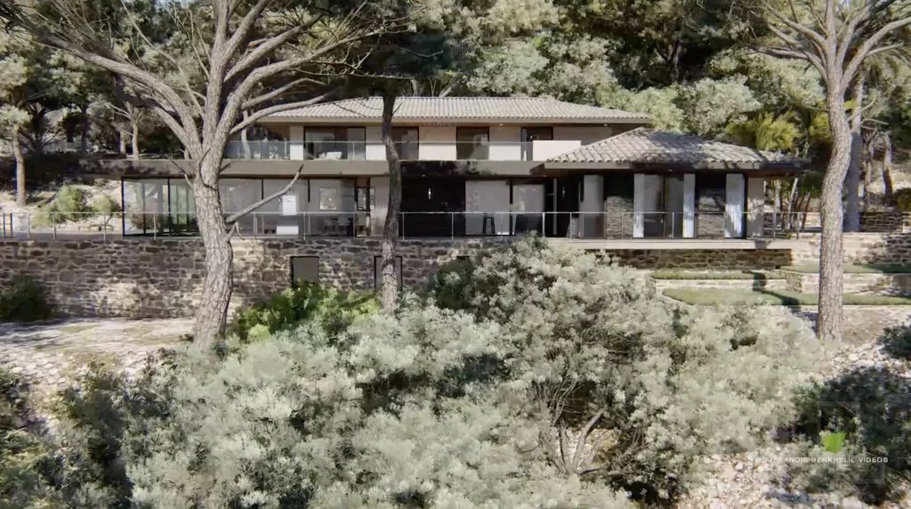 Property photo 3 of 6