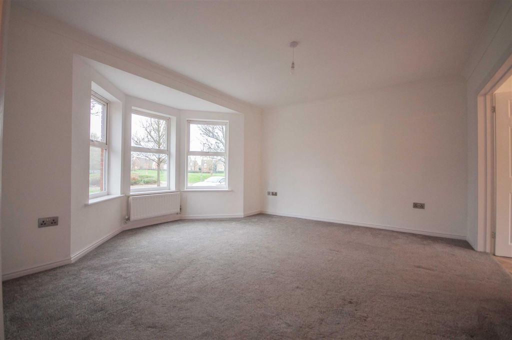 Property photo 3 of 16 L2.Jpg
