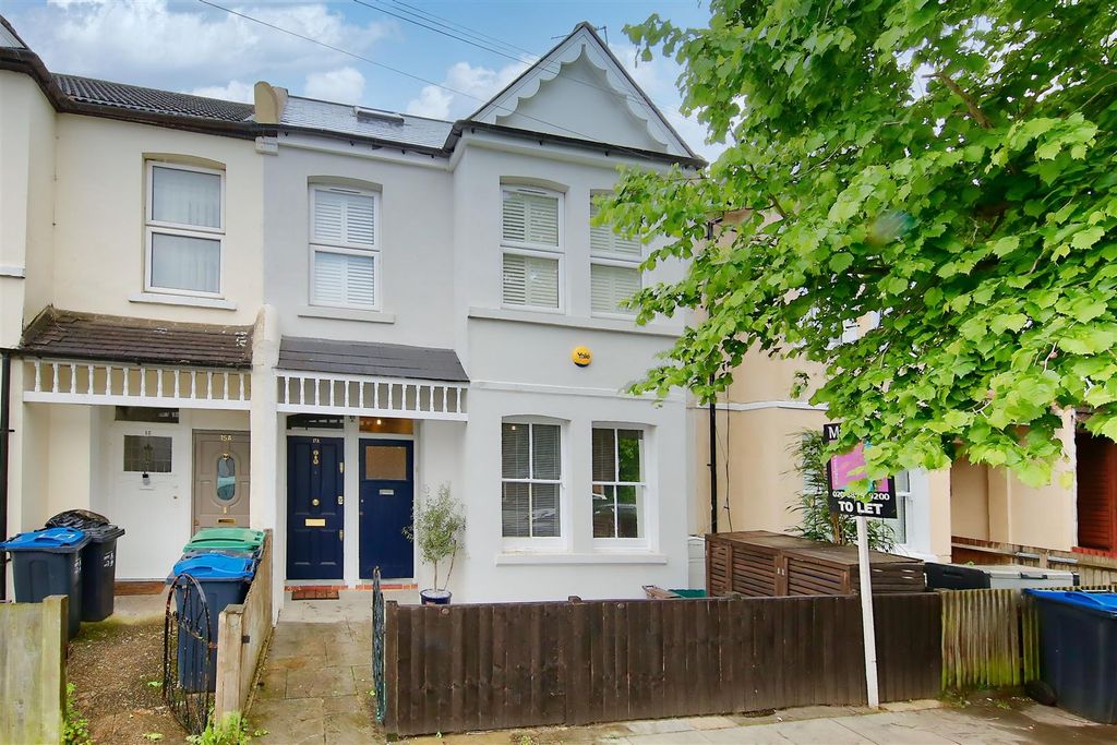 Property photo 1 of 11 Gf_17_Clarendon_Road_Image1_17292_4.Jpg