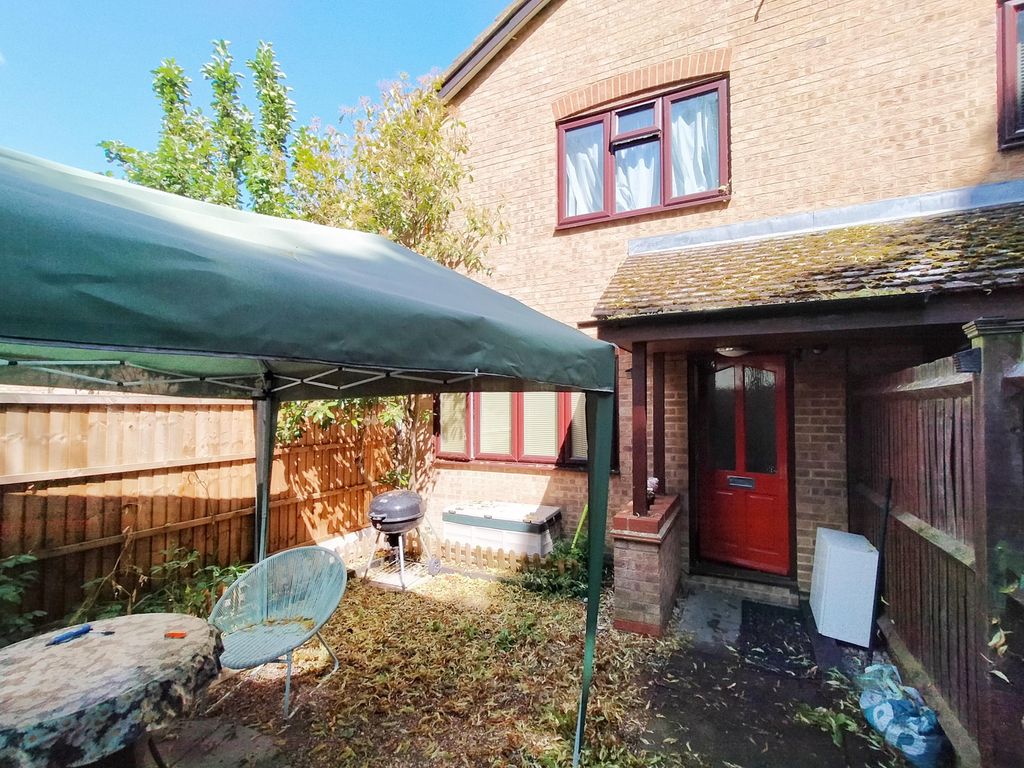 Property photo 1 of 9 Image