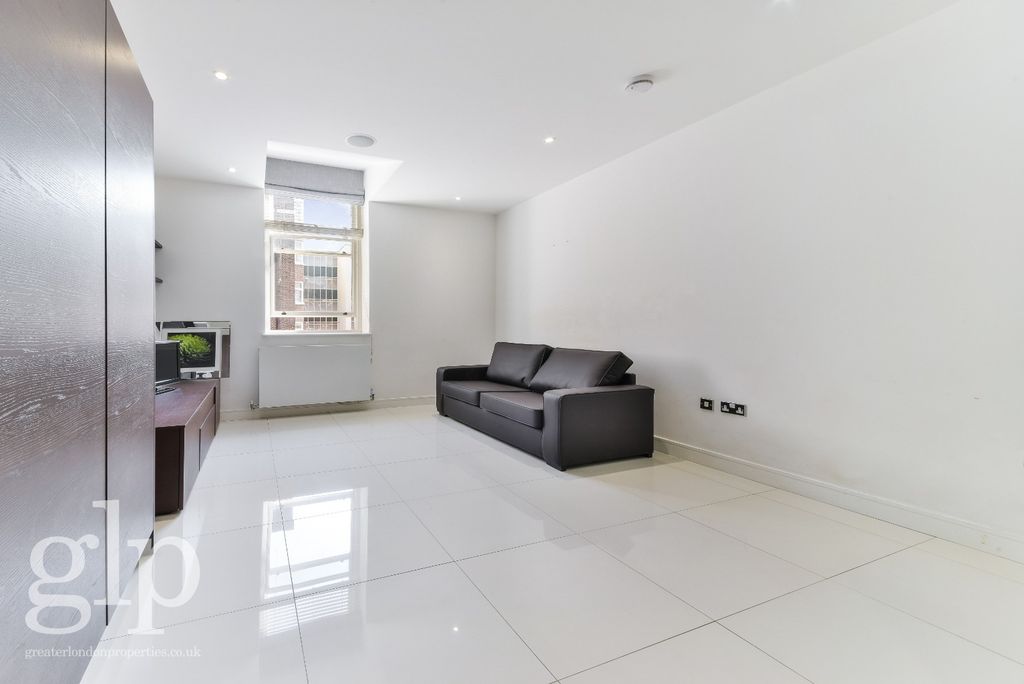 Property photo 1 of 12 2409953