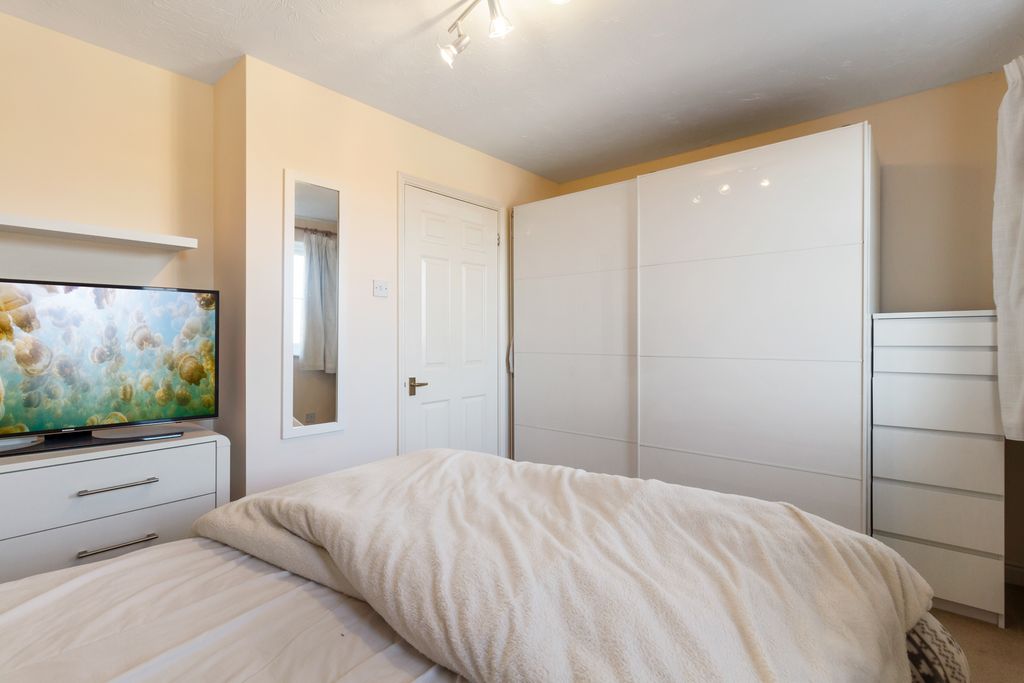 Property photo 3 of 12