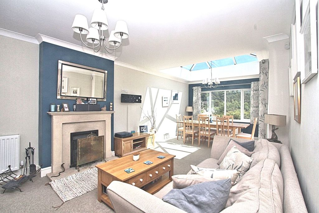 Property photo 3 of 22