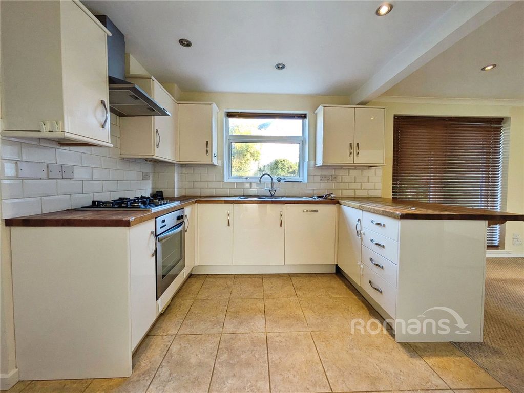 Property photo 3 of 15 Picture No. 53