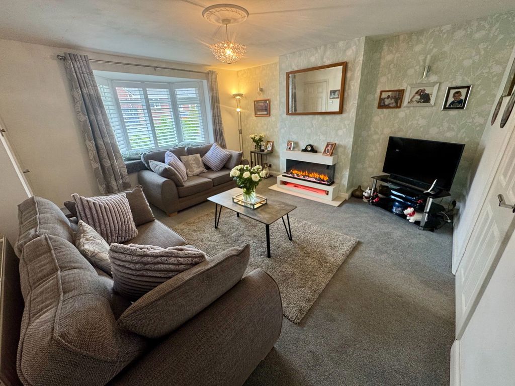Property photo 3 of 21