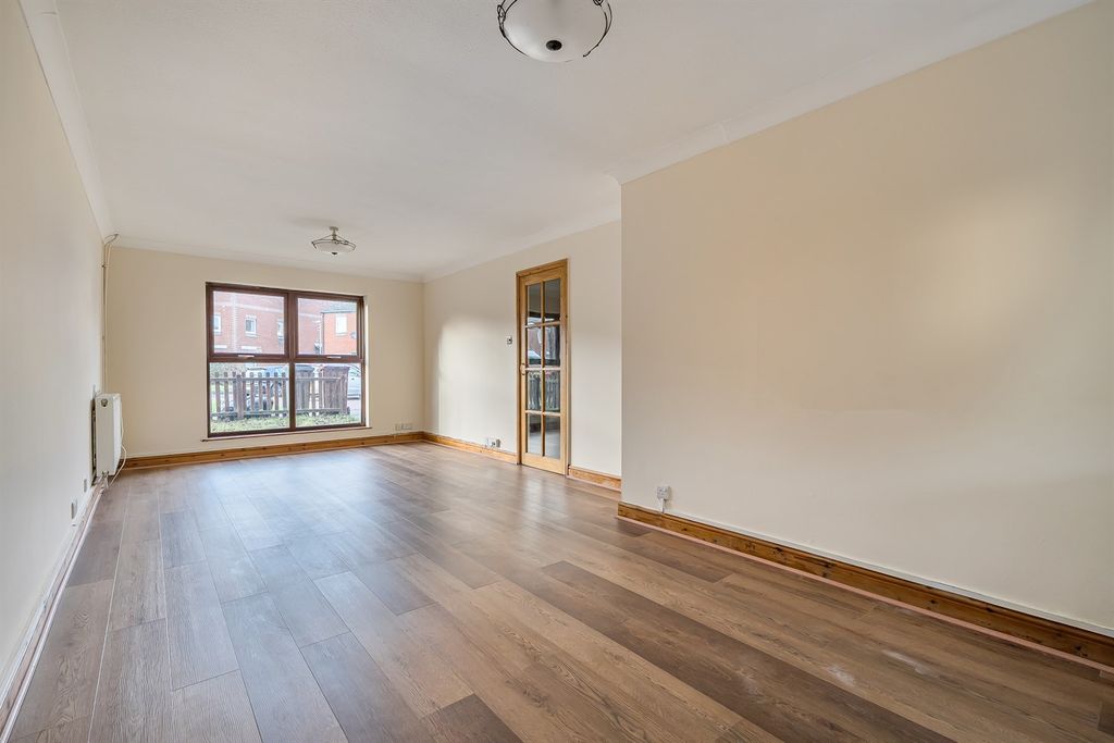 Property photo 2 of 9 Living Room