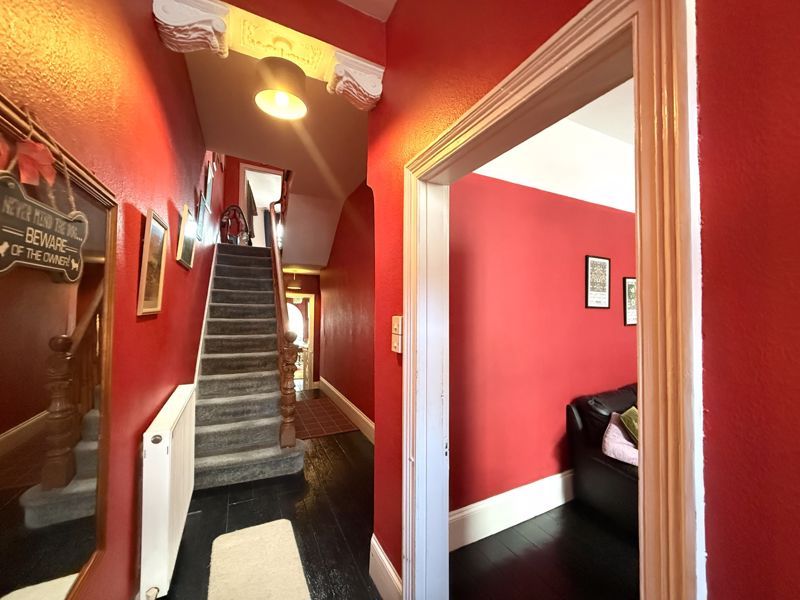 Property photo 3 of 18 Photo 9