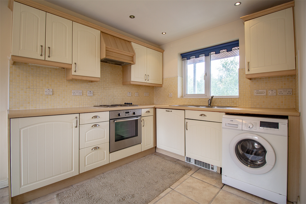 Property photo 2 of 38 Kitchen