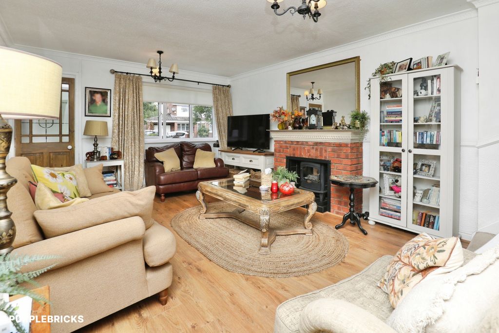 Property photo 3 of 20