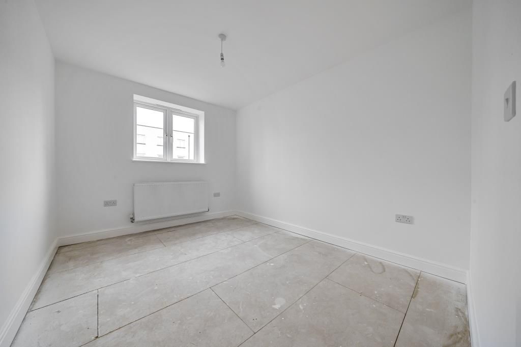 Property photo 2 of 12 Bedroom