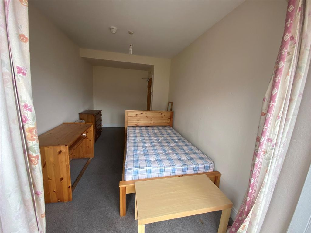 Property photo 1 of 1 B6.Jpg