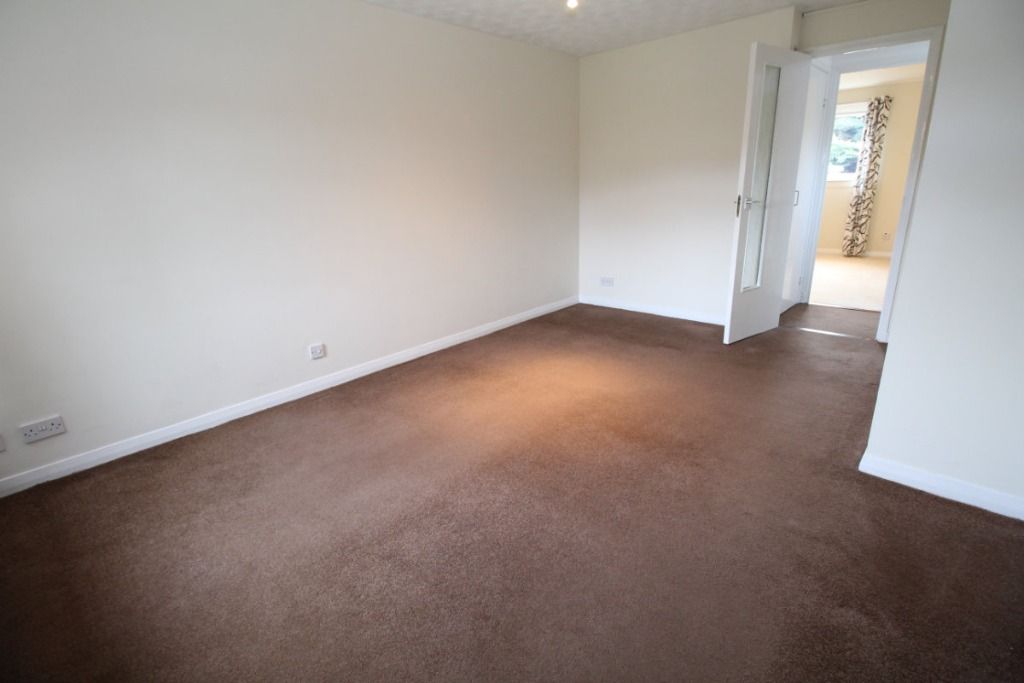 Property photo 3 of 10 Photo 3