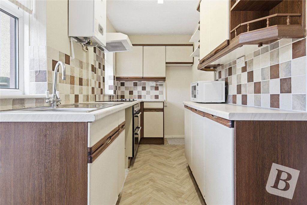 Property photo 2 of 15 Kitchen