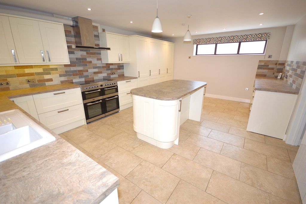 Property photo 2 of 24 Picture No. 07